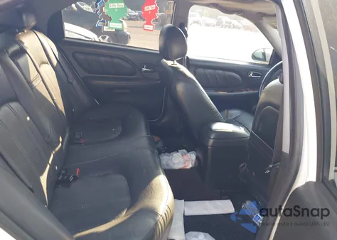 2002 Hyundai Sonata Gls/Lx from USA, damaged, VIN KMHWF35H62A699782